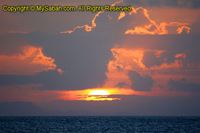 Sunset at Mataking Island