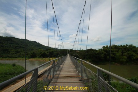 Jambatan Tamparuli the most famous bridge of Sabah - MySabah.com