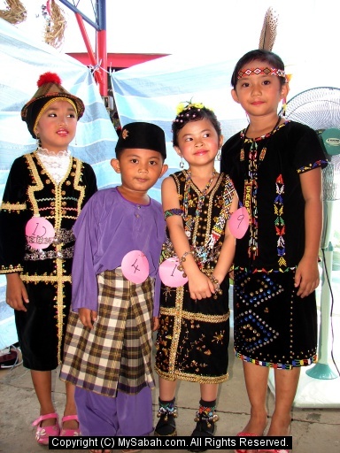 Kaamatan Harvest Festival, Luyang, Sabah, Malaysia/luyang-bac00027